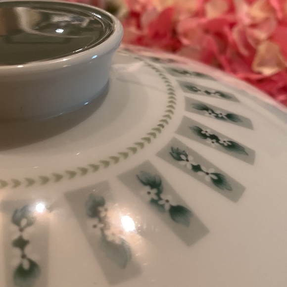 "TAPESTRY" BY ROYAL DOULTON MINT 2 QT. ROUND COVERED CASSEROLE. RARE VTG. - Picture 6 of 13